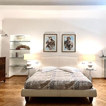 Comecasa Alfieri Elegant Apartment Asti Exteriér fotografie