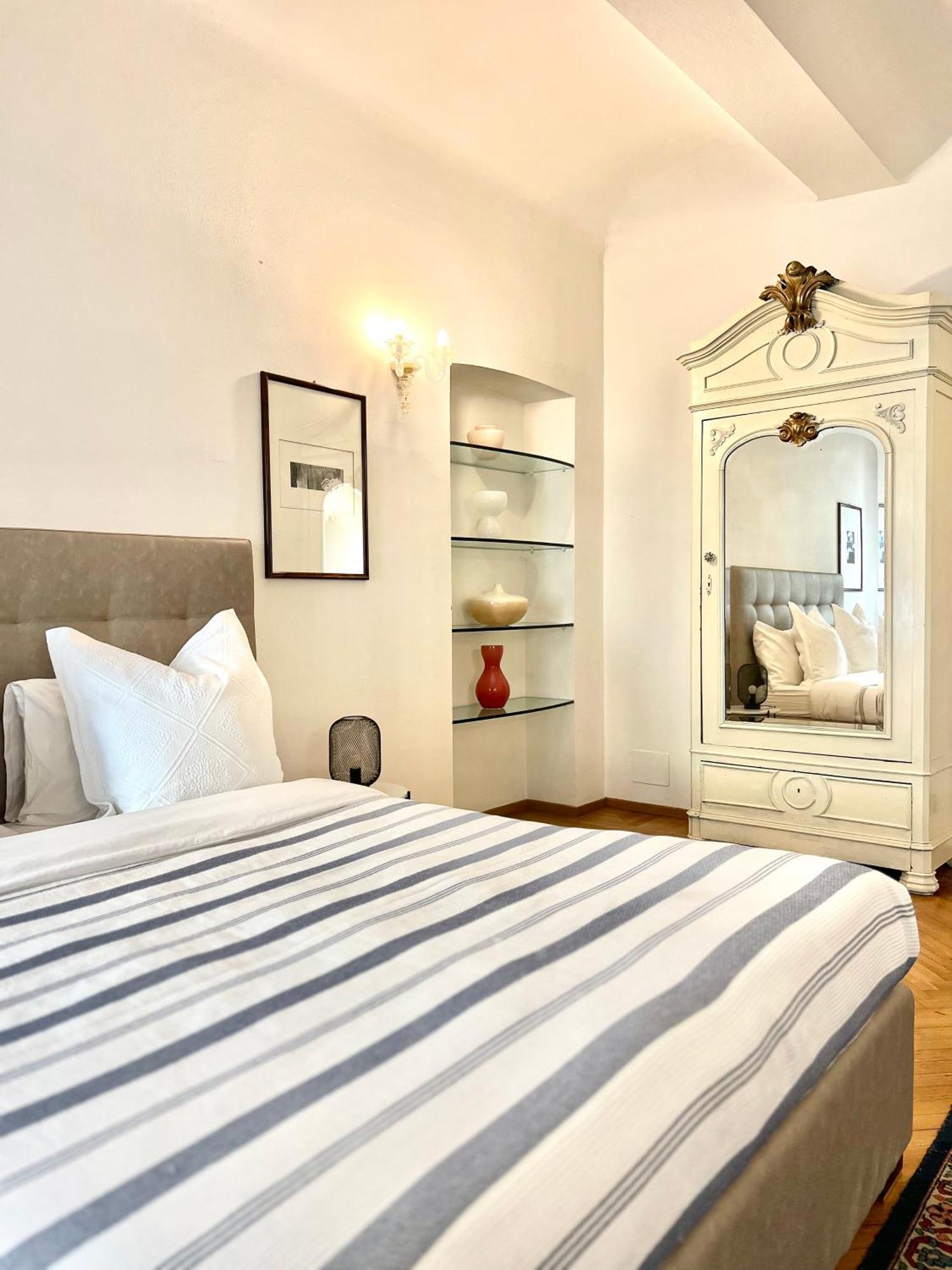 Comecasa Alfieri Elegant Apartment Asti Exteriér fotografie