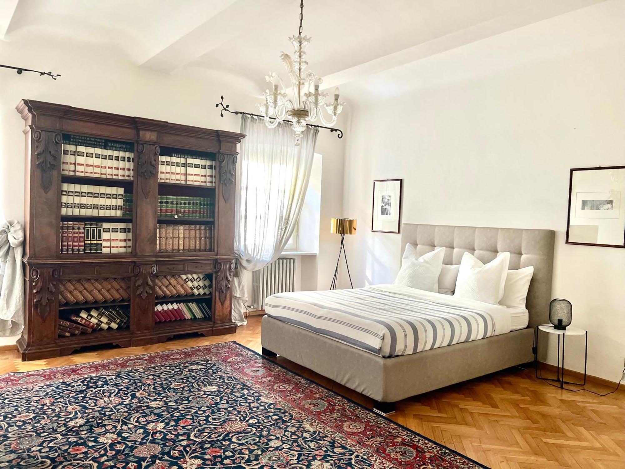 Comecasa Alfieri Elegant Apartment Asti Exteriér fotografie